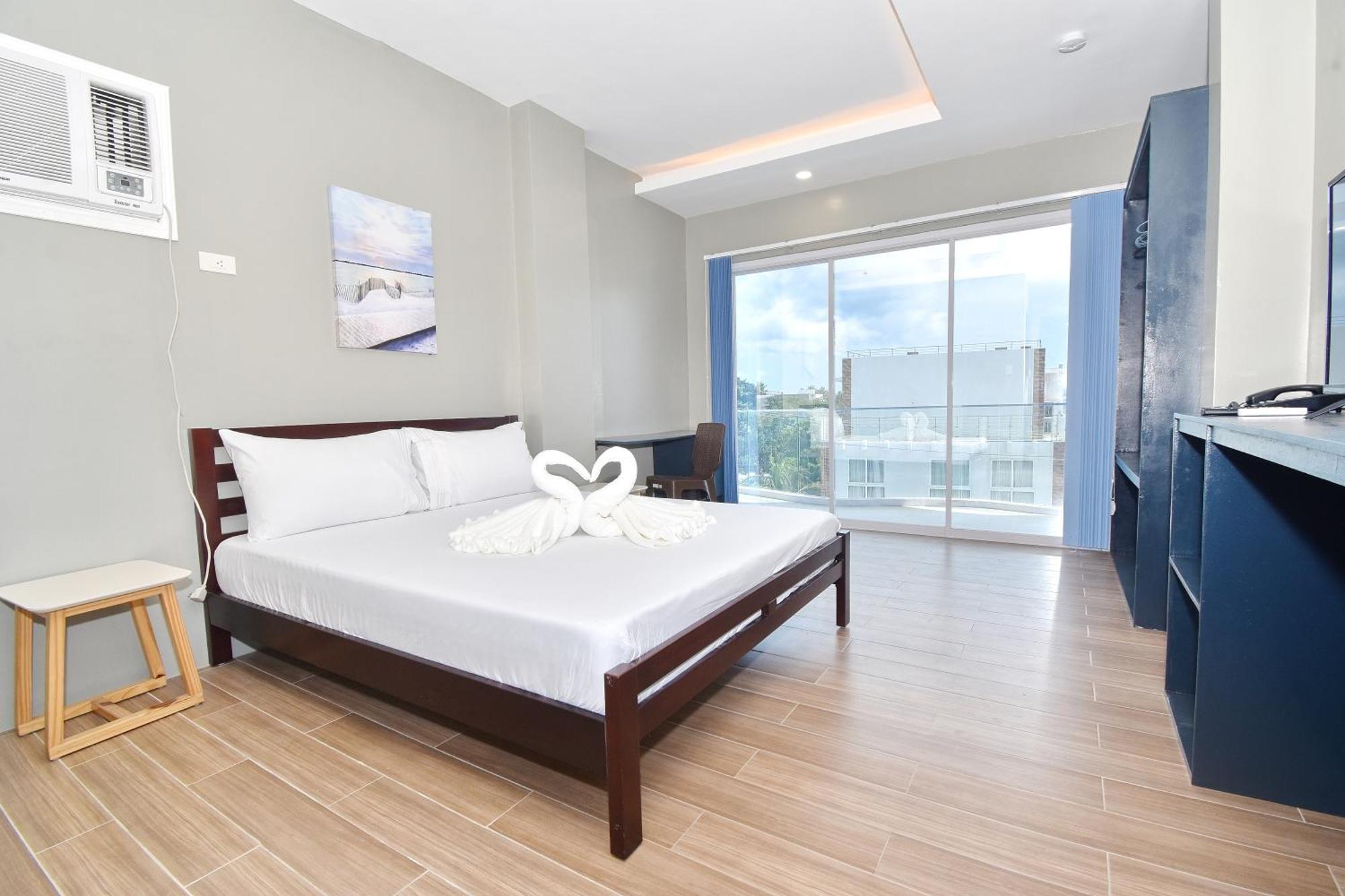 Blue Suites Boracay Balabag  Bagian luar foto